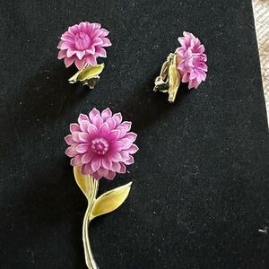 Antique Pink Floral Jewelry Set